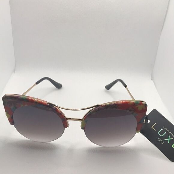 Luxe Retro Cat Eye Floral Pattern Sunglasses - Picture 2 of 3